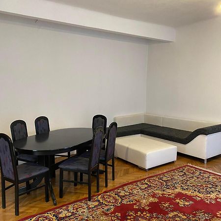 Apartament Istoric Ultracentral - With Parking Sibiu Luaran gambar