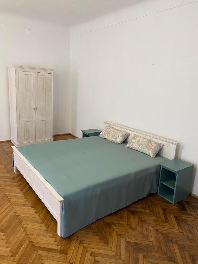 Apartament Istoric Ultracentral - With Parking Sibiu Luaran gambar