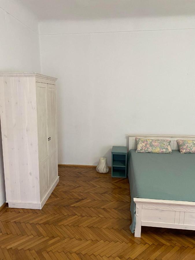 Apartament Istoric Ultracentral - With Parking Sibiu Luaran gambar